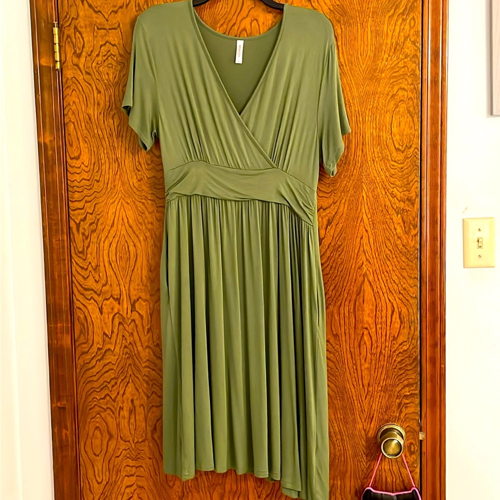 V-neckline Dress in Sage Green With Stylish Wrap Effect, 100% Viscose